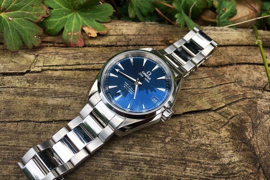 Omega Seamaster Aqua Terra Spectre blue steel bracelet